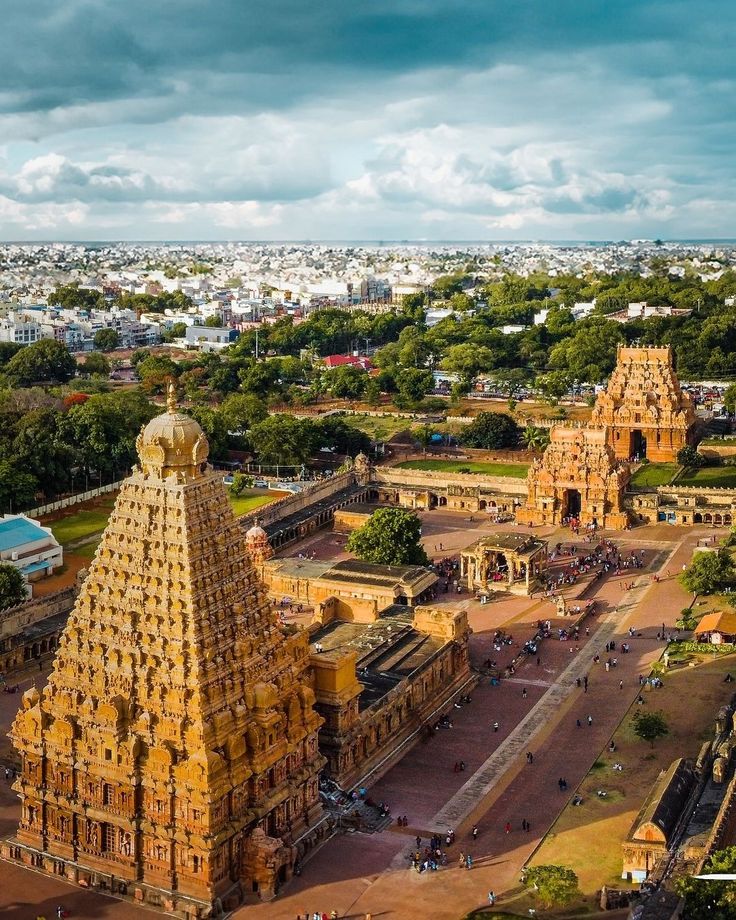 Brihadeeswarar Temple